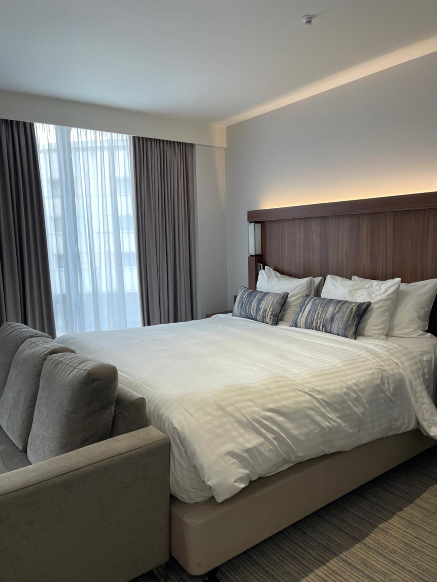 คอร์ทยาร์ด ลอนดอน ฮีทโธรว์ แอร์พอร์ต Hotel Harlington  ภายนอก รูปภาพ